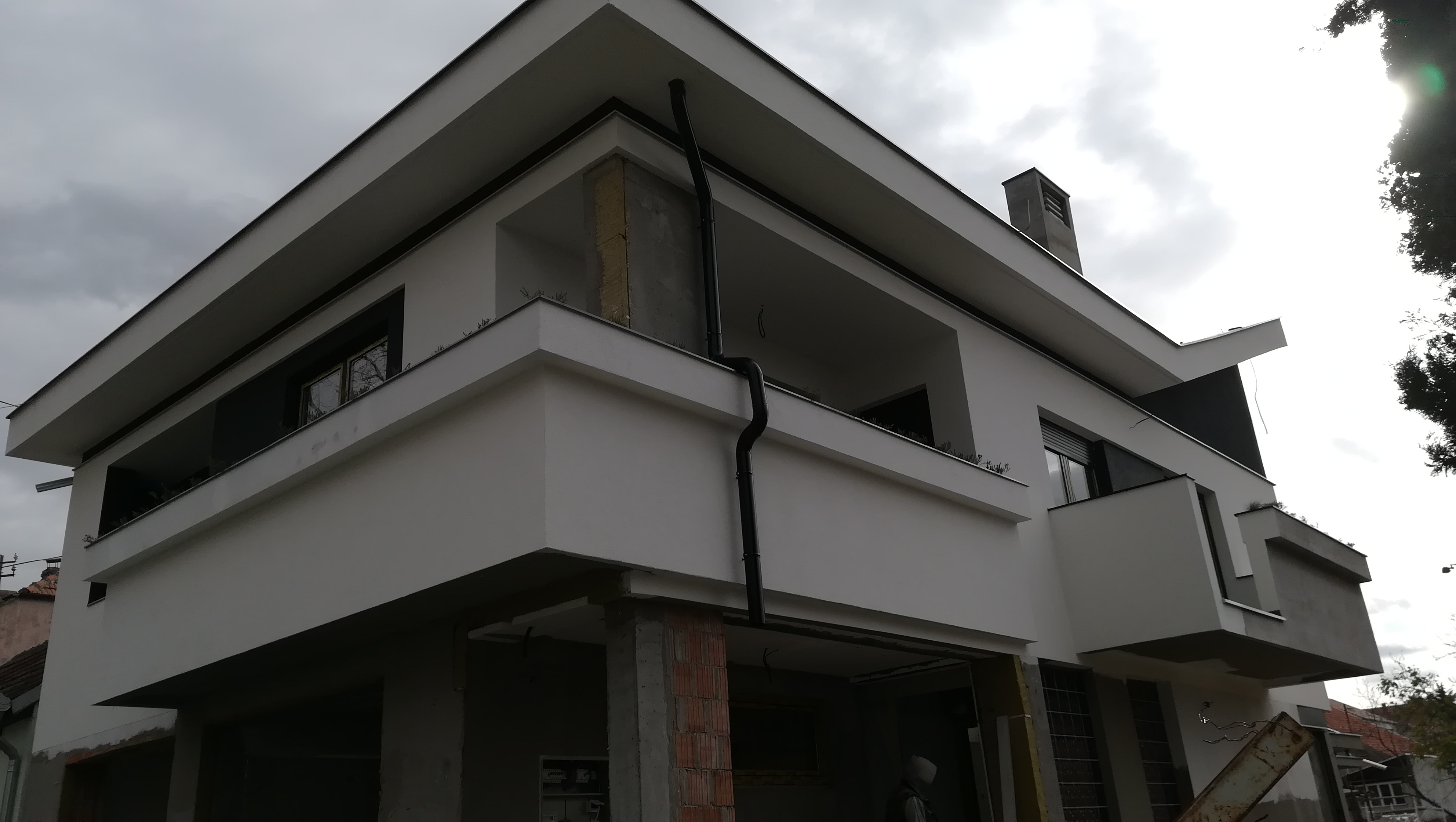 Stambena kuća – Kamenica